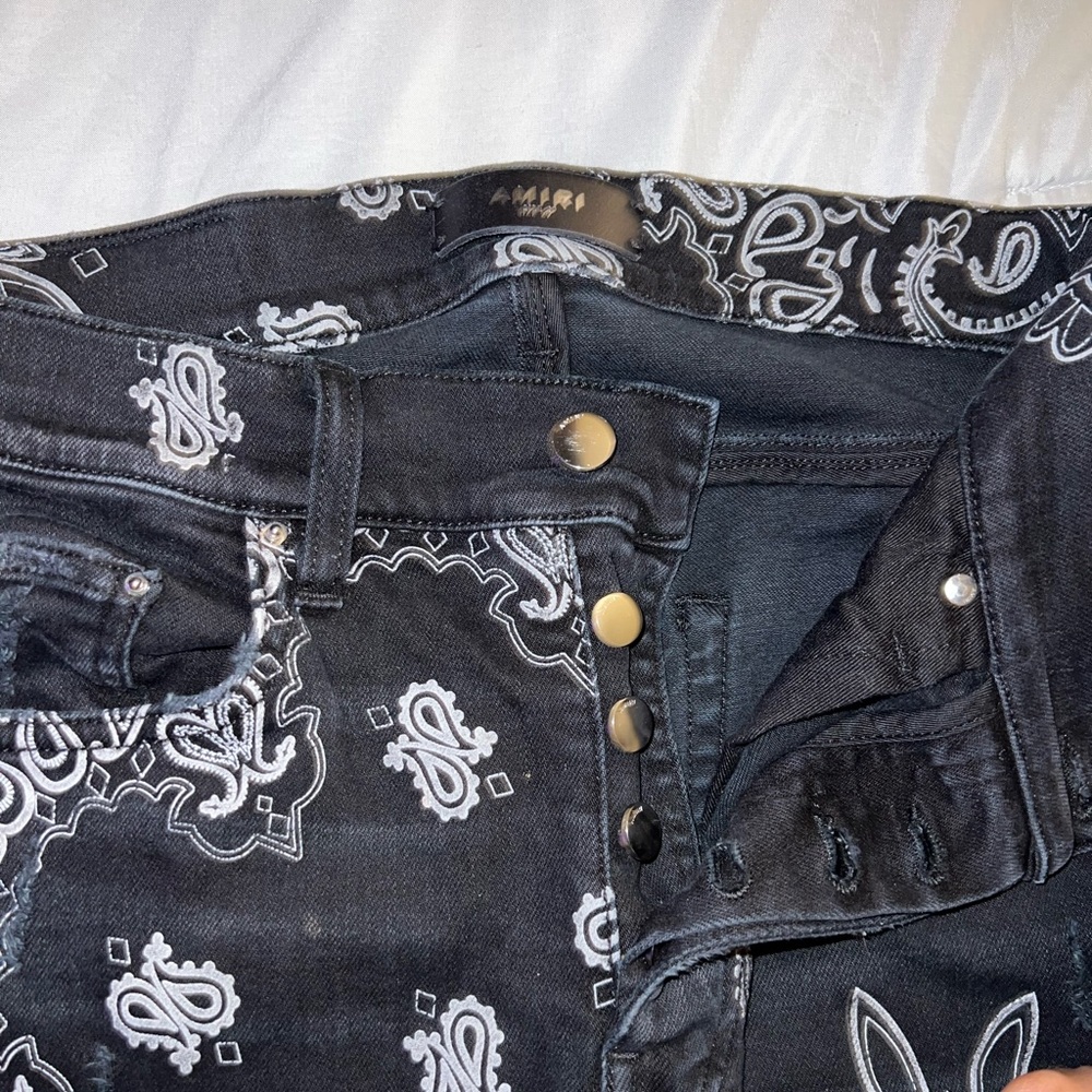 Mens Black Flocked Paisley Bandana Jeans Size 29
